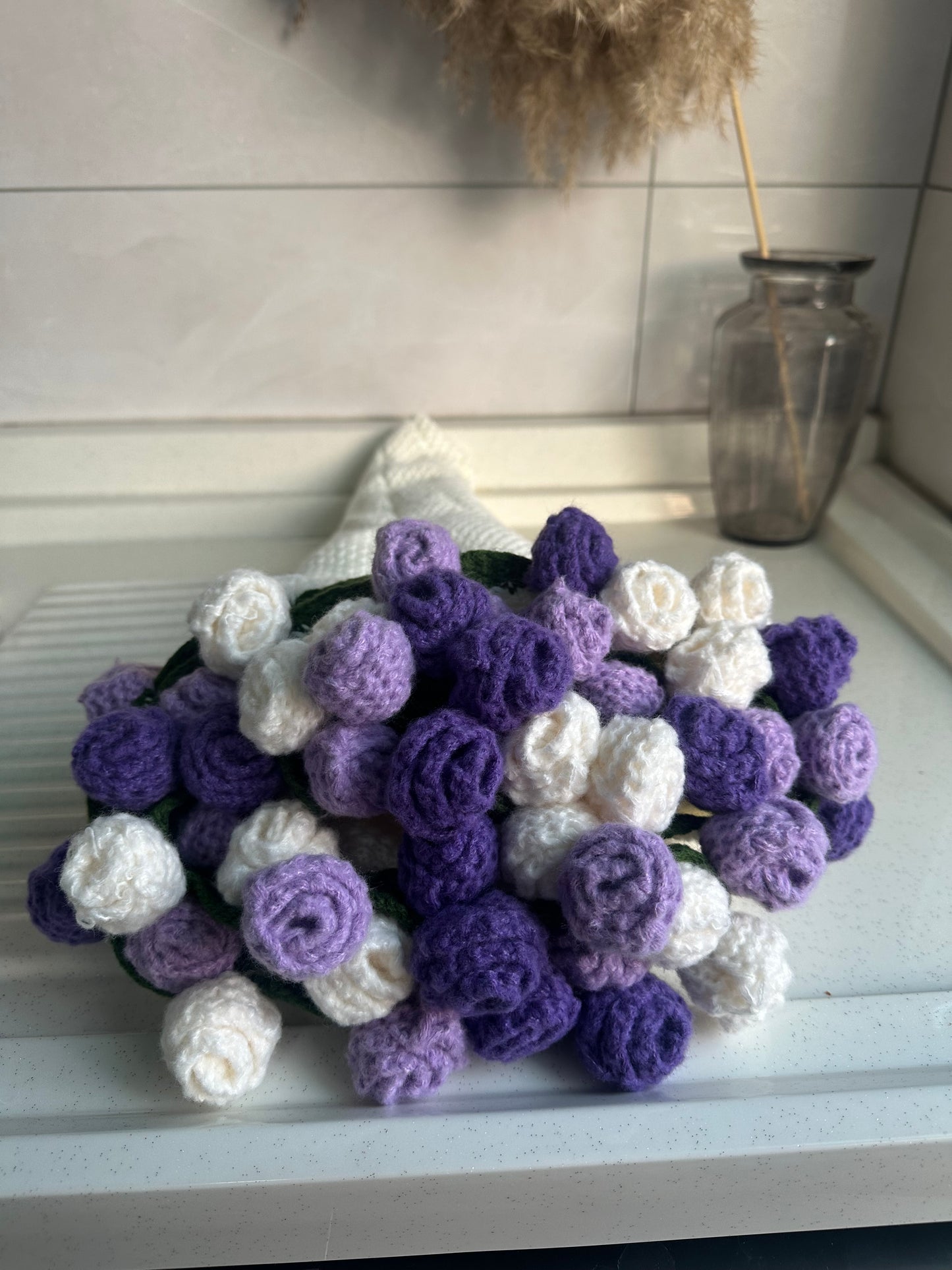 WrapTheLove Finished Flower Bouquet Blanket, Handmade Crochet Rose Bouquet Blanket, Soft Knitted Throw Blanket, Romantic Gift for Birthday, Wedding, Valentine's Day, Mother's Day, Christmas for mum, daughter, girls, and sisters, friends