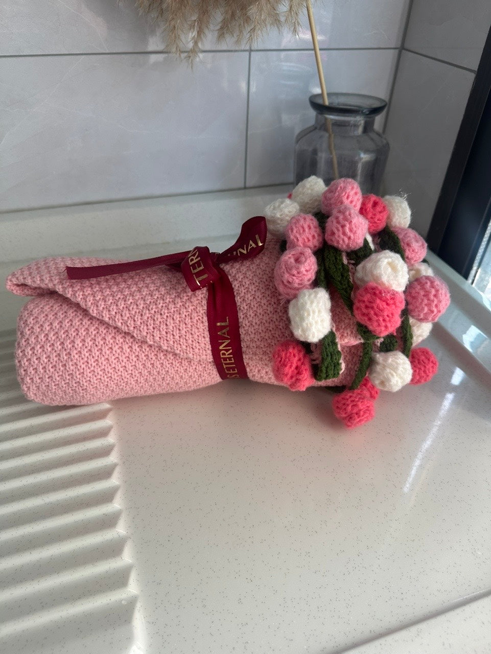 WrapTheLove Finished Flower Bouquet Blanket, Handmade Crochet Rose Bouquet Blanket, Soft Knitted Throw Blanket, Romantic Gift for Birthday, Wedding, Valentine's Day, Mother's Day, Christmas for mum, daughter, girls, and sisters, friends